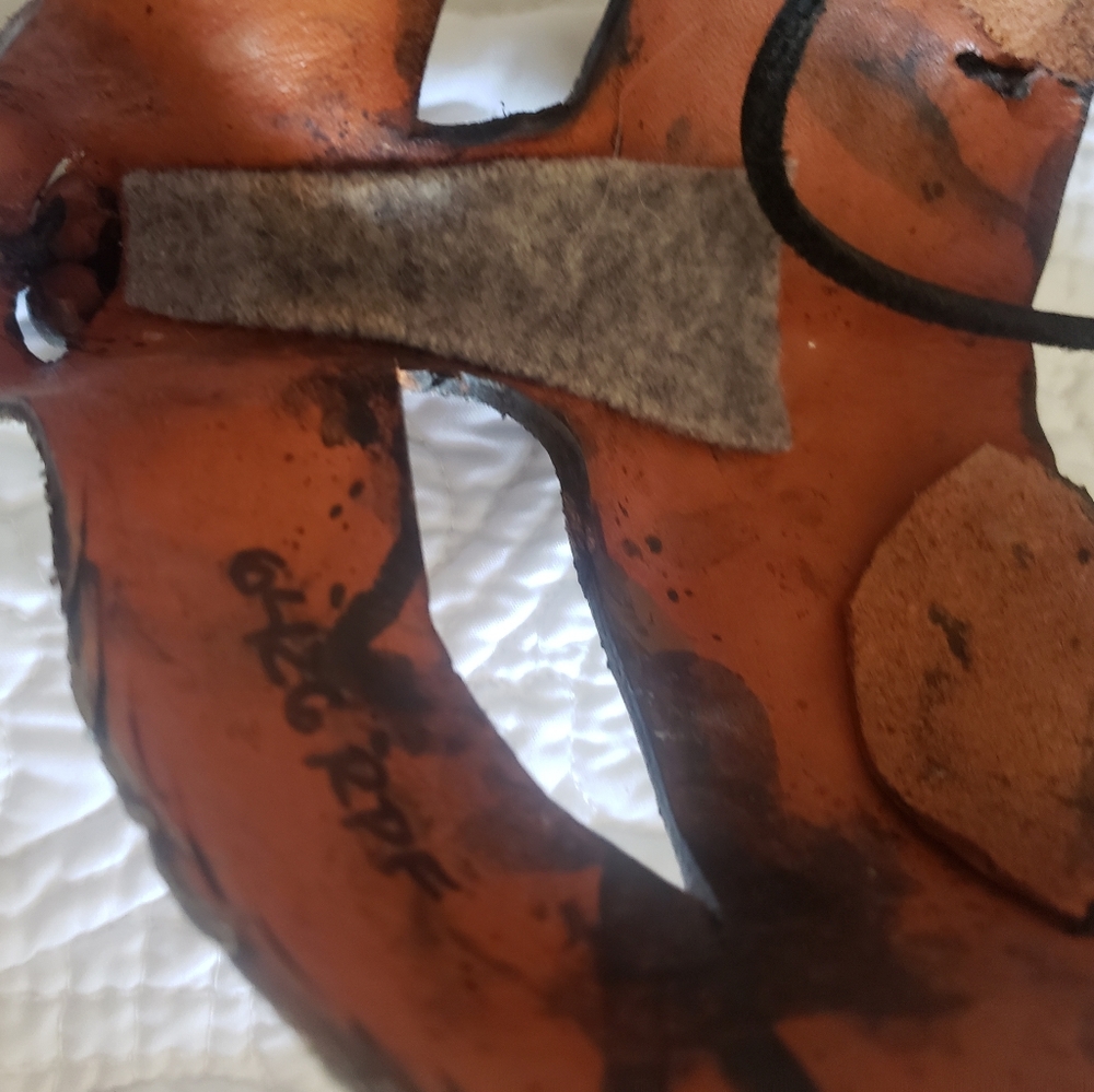 Mask - Picture 5 of 10